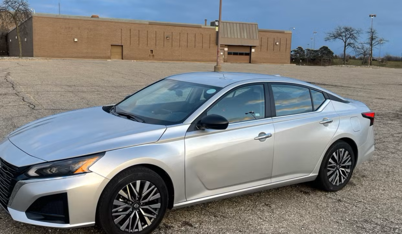 
								Altima 2.5 SL 2024 full									