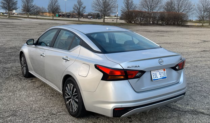 
								Altima 2.5 SL 2024 full									