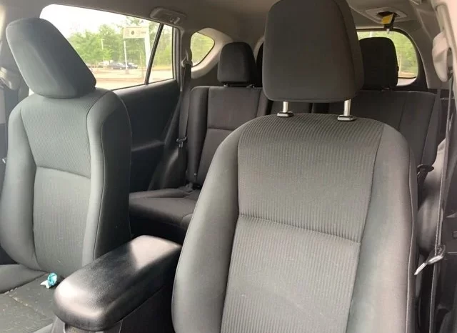 
								Toyota RAV4 2018 full									